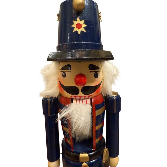 Set Of 4 Decorative Wooden Nutcrackers With Hats & Beards - Picture 4 of 8